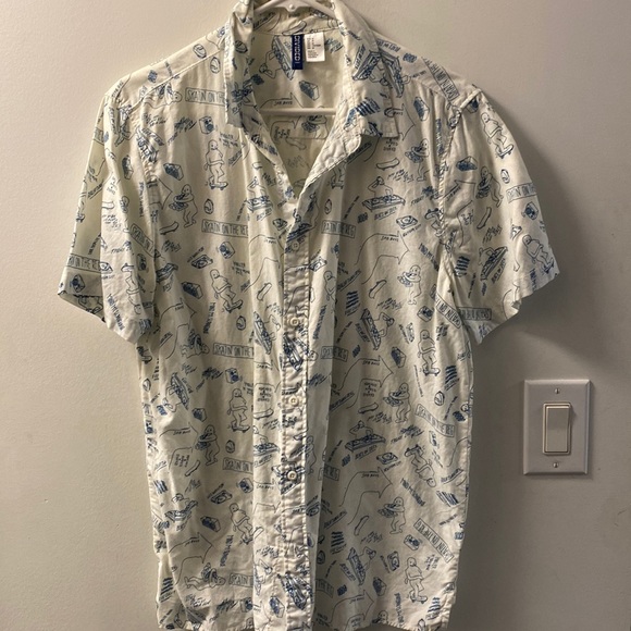 Divided Men’s Short Sleeve Shirt - Picture 1 of 3